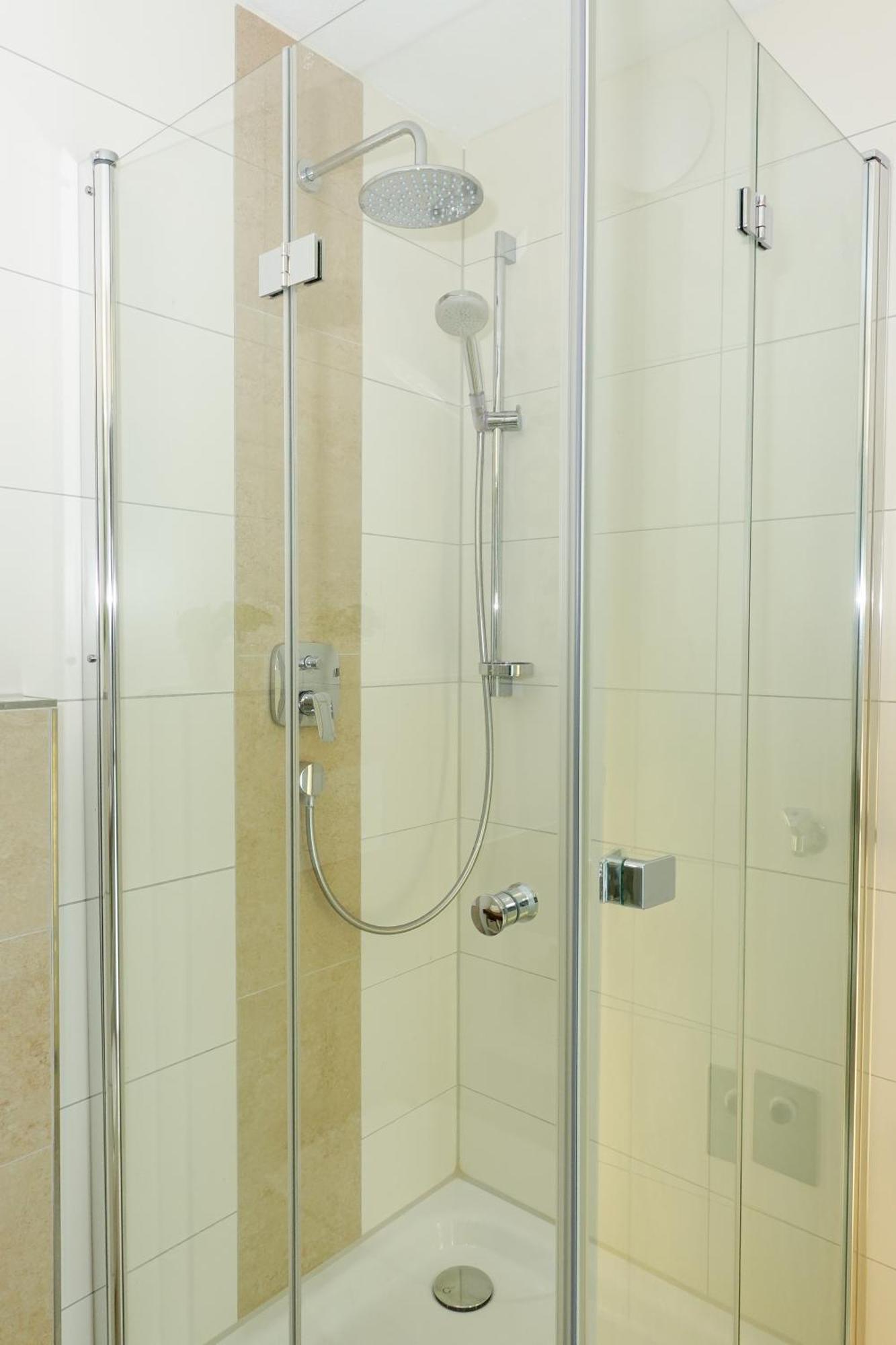 שיידג Relax-Red Mit Pool Und Sauna מראה חיצוני תמונה