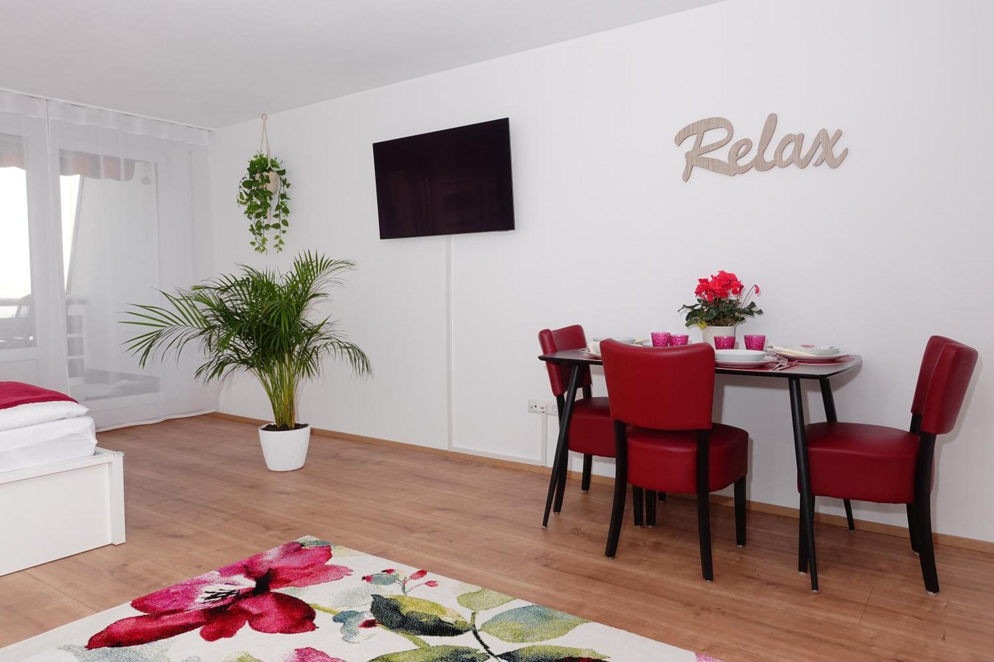 שיידג Relax-Red Mit Pool Und Sauna מראה חיצוני תמונה