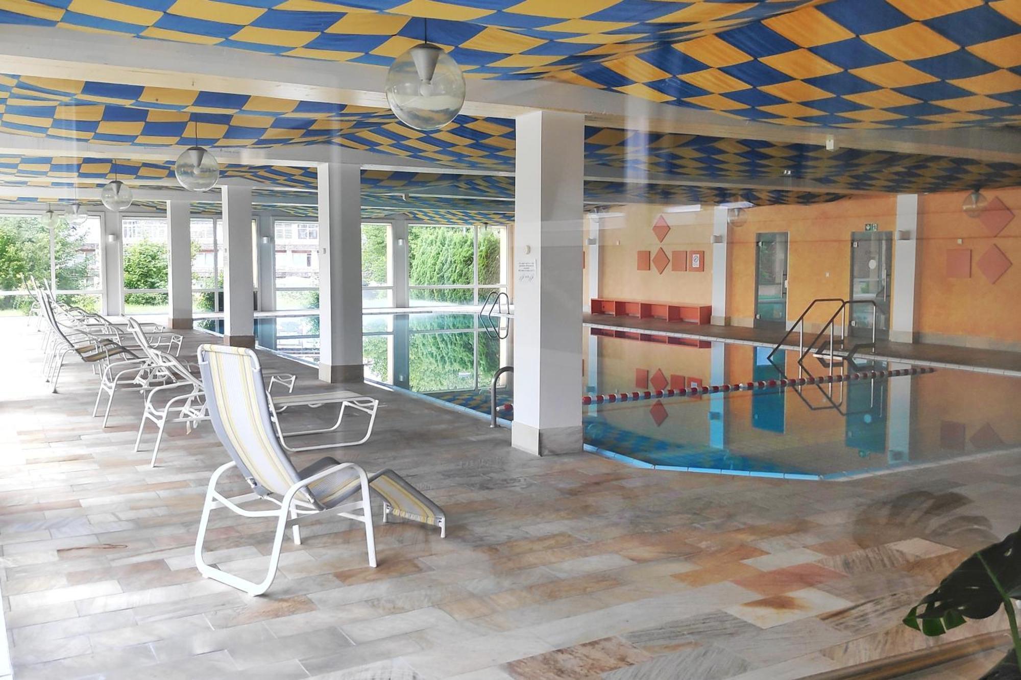 שיידג Relax-Red Mit Pool Und Sauna מראה חיצוני תמונה